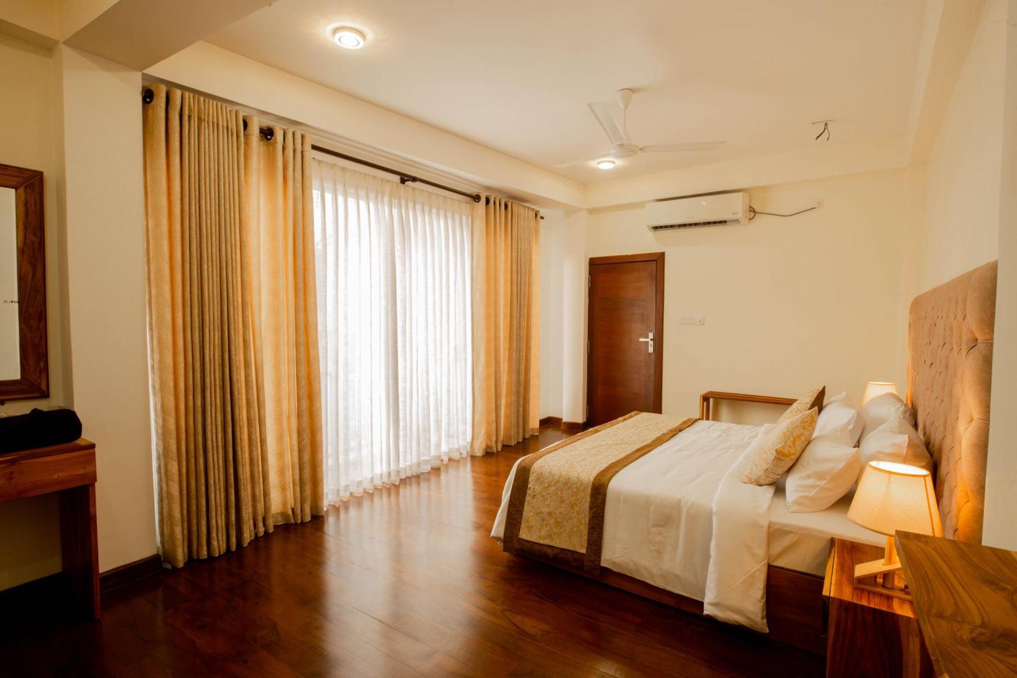 Manthra Leisure Hotel Kandy Exterior photo