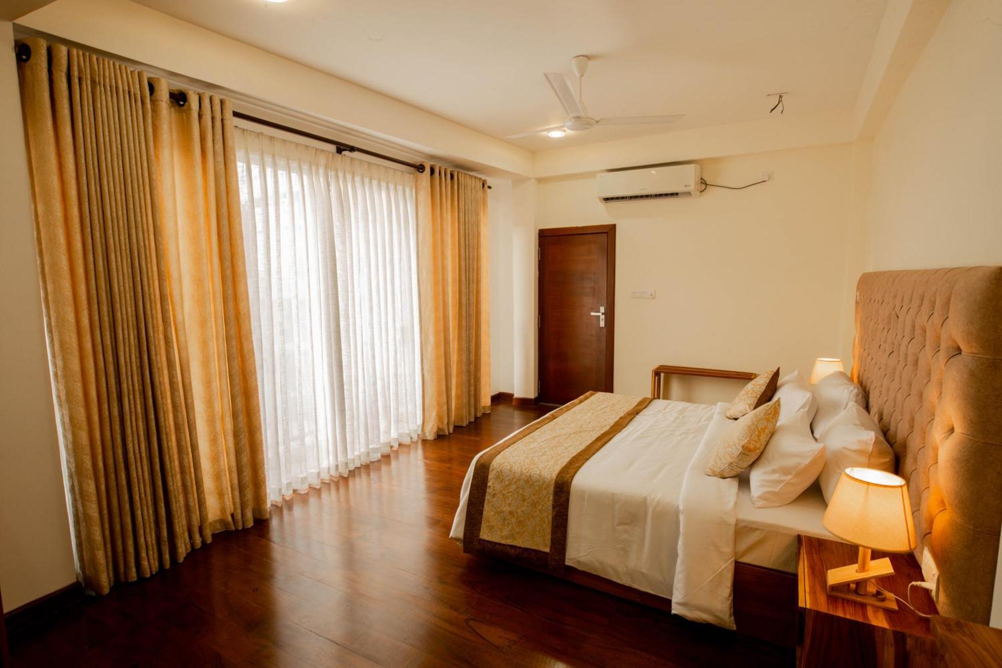 Manthra Leisure Hotel Kandy Exterior photo