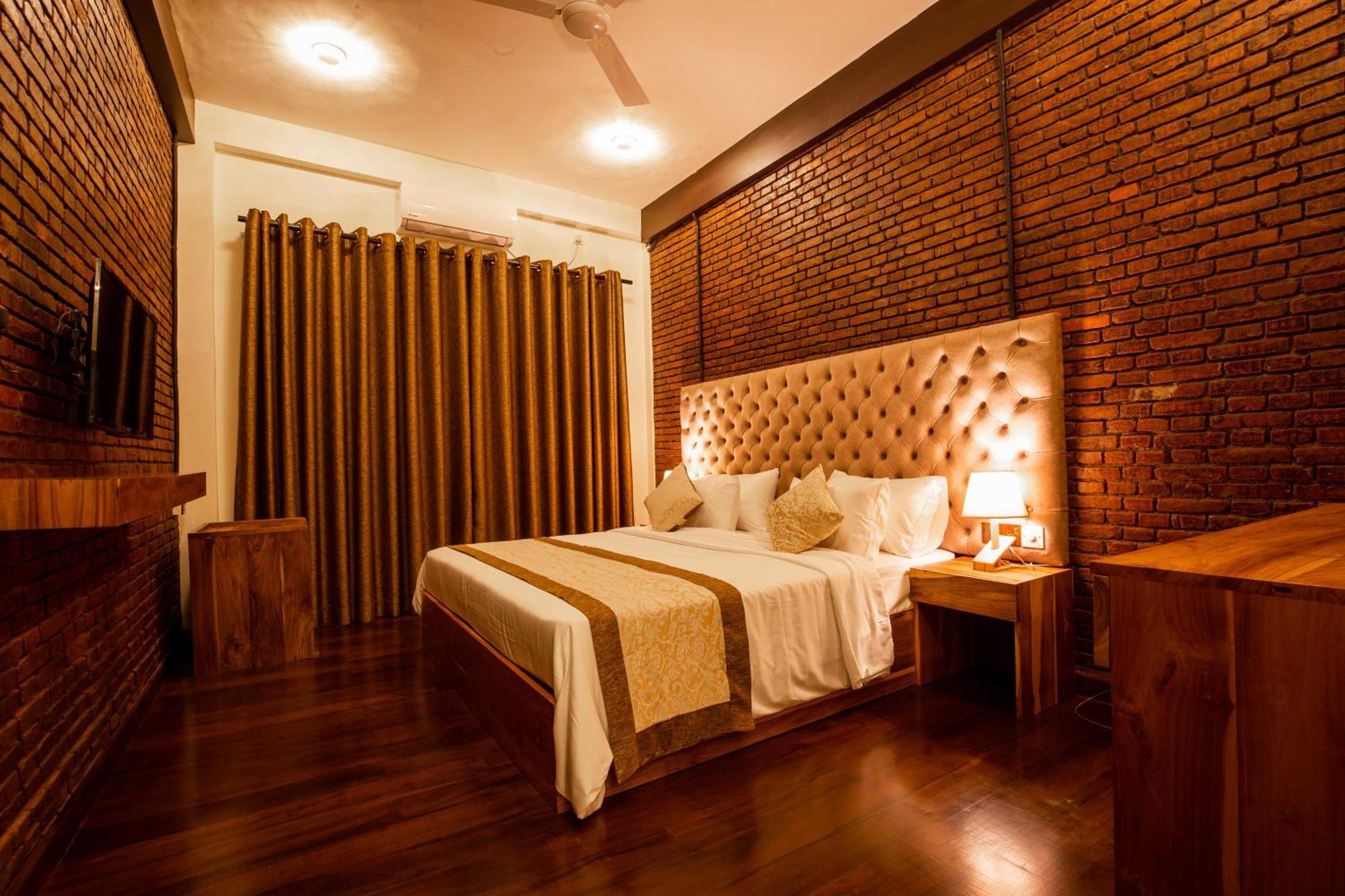 Manthra Leisure Hotel Kandy Exterior photo