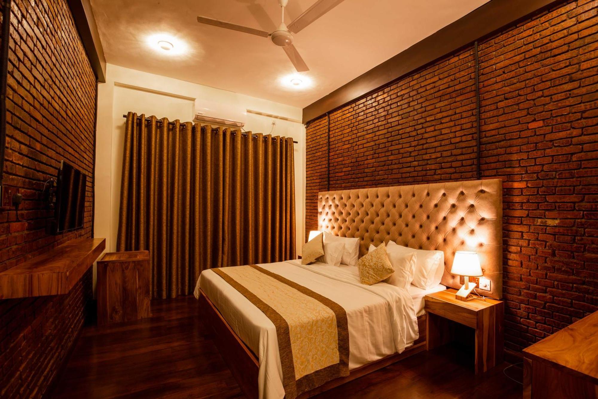 Manthra Leisure Hotel Kandy Exterior photo